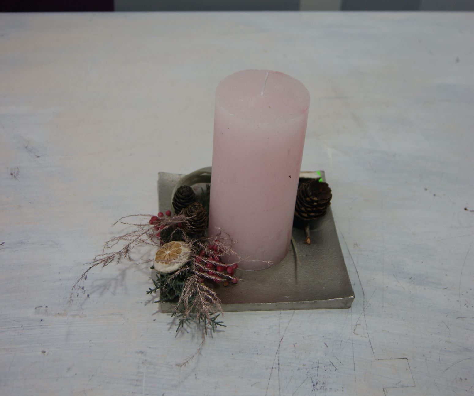 Arrangement avec une bougie N° 39