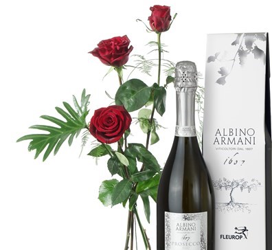 3 Roses rouges avec verdure et prosecco Albino Armani N° 2