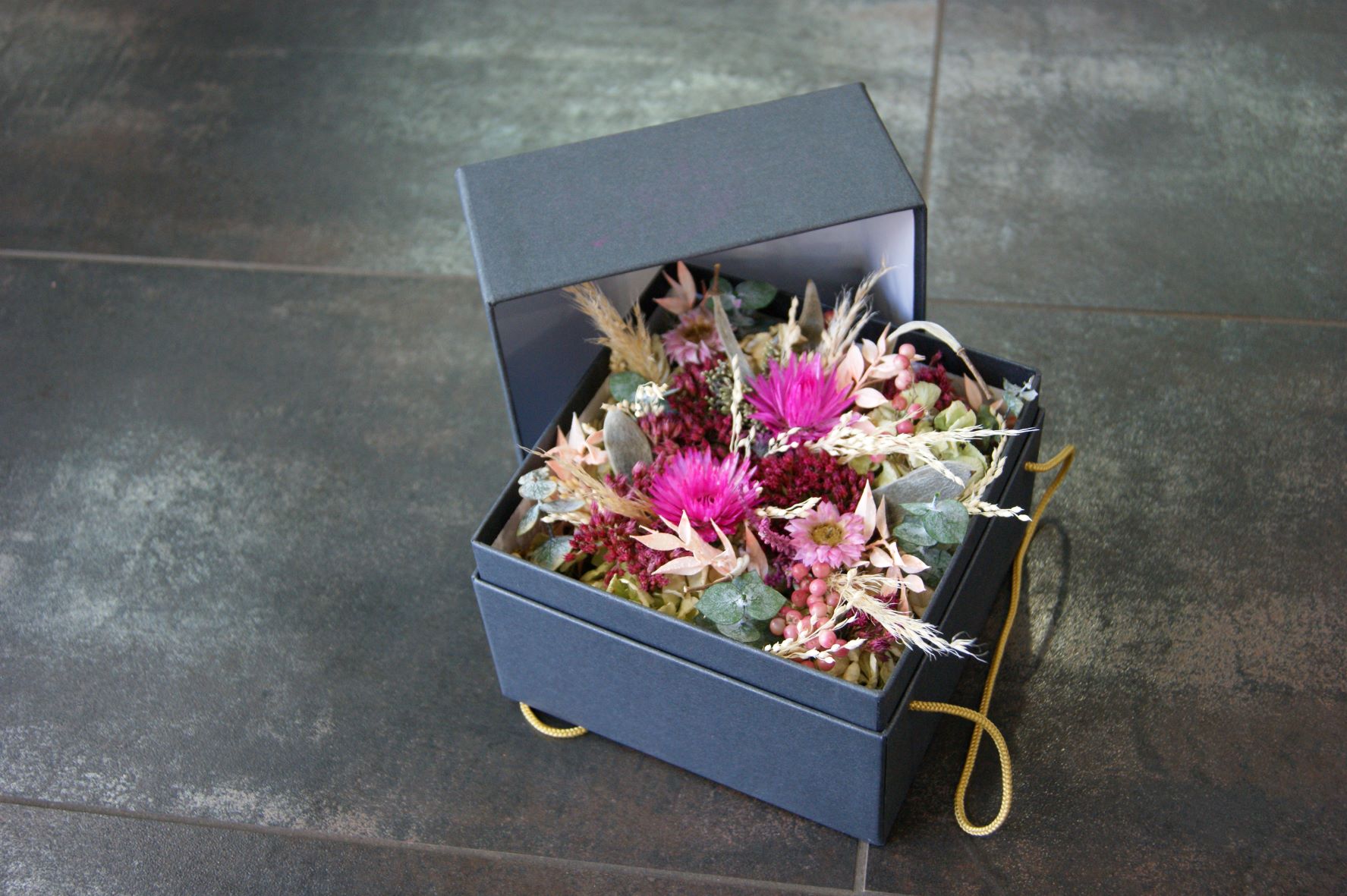 Boite de fleurs séchées Ø 15cm N° 12