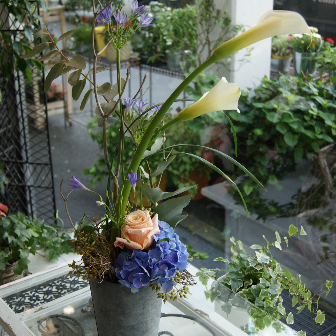 Arrangement design  N° 9