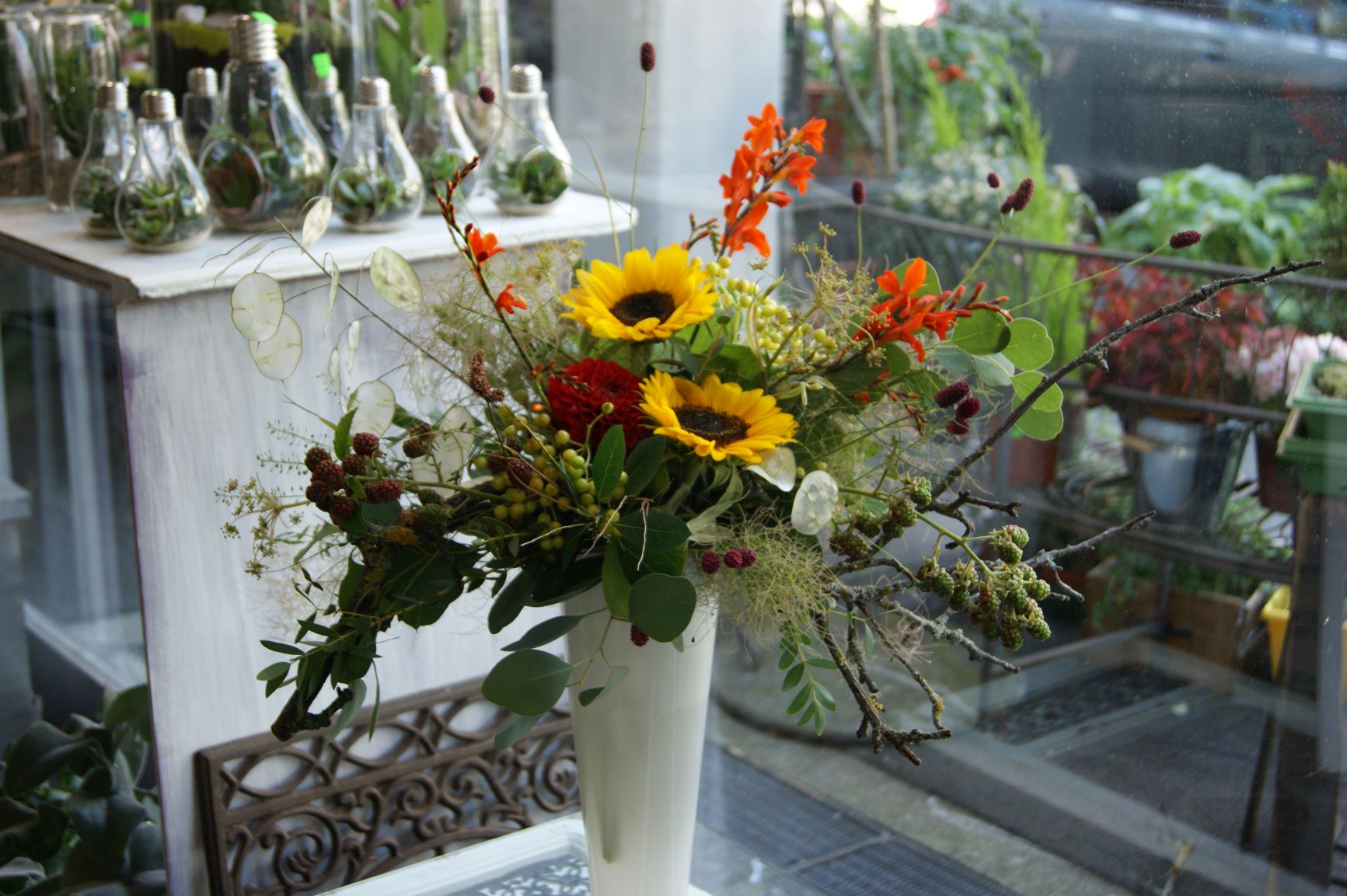 Bouquet ( sans vase ) N° 16